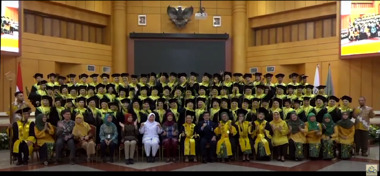 Sidang Terbuka Senat Akademik STIKes Fatmawati: Menandai Babak Baru bagi Lulusan Kesehatan